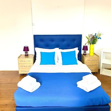 Classic Chiado 1 - Central Guest House Room With Shared Bathroom Lisboa المظهر الخارجي الصورة