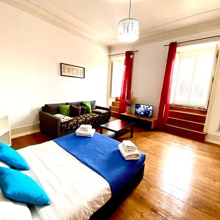 Classic Chiado 1 - Central Guest House Room With Shared Bathroom Lisboa المظهر الخارجي الصورة