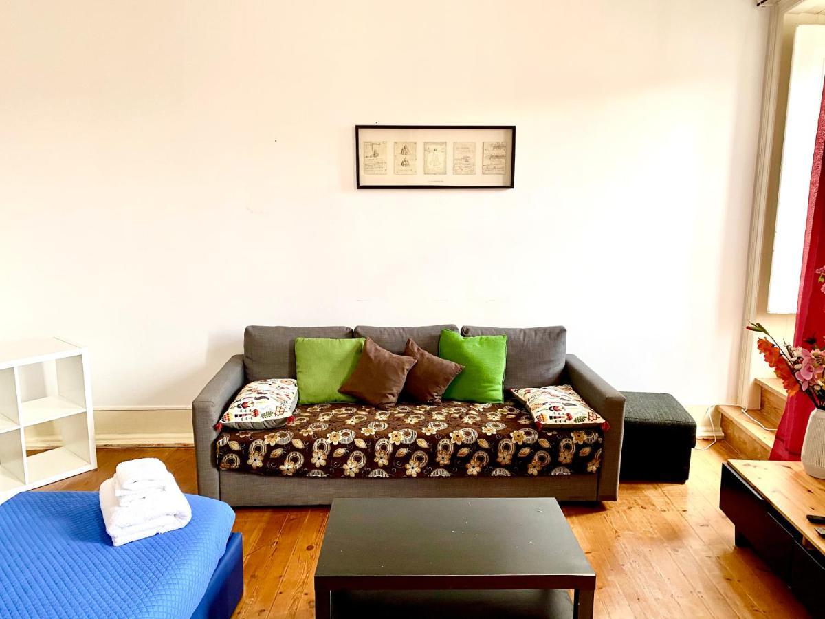 Classic Chiado 1 - Central Guest House Room With Shared Bathroom Lisboa المظهر الخارجي الصورة