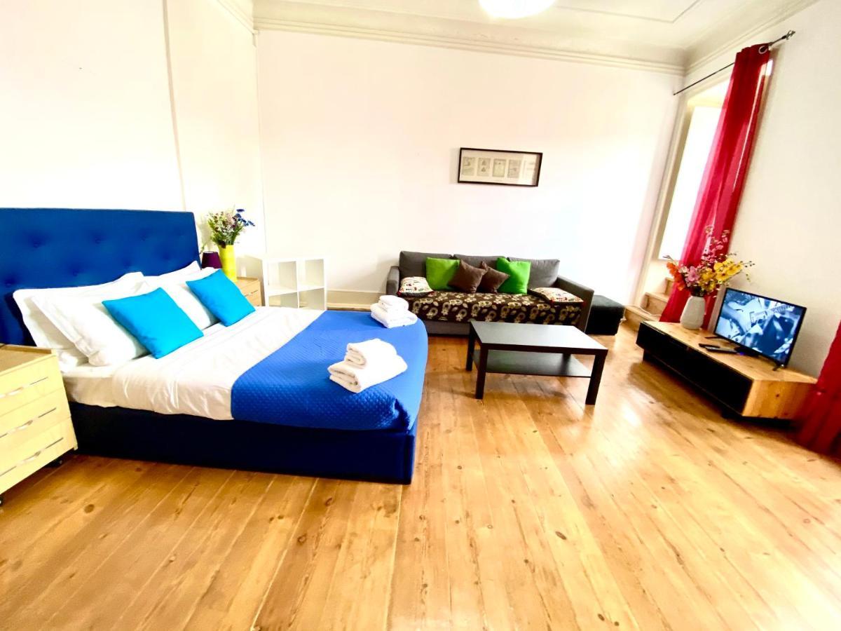 Classic Chiado 1 - Central Guest House Room With Shared Bathroom Lisboa المظهر الخارجي الصورة