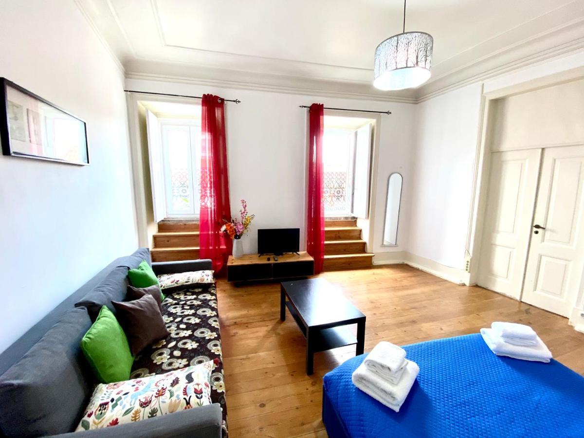 Classic Chiado 1 - Central Guest House Room With Shared Bathroom Lisboa المظهر الخارجي الصورة